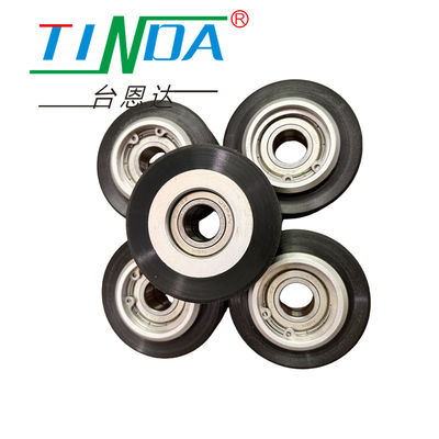 سطح چسب خوب و چرخ چرخ لاستیکی هسته فلزی آلومینیوم سفارشی برای ماشین آلات صنعتی